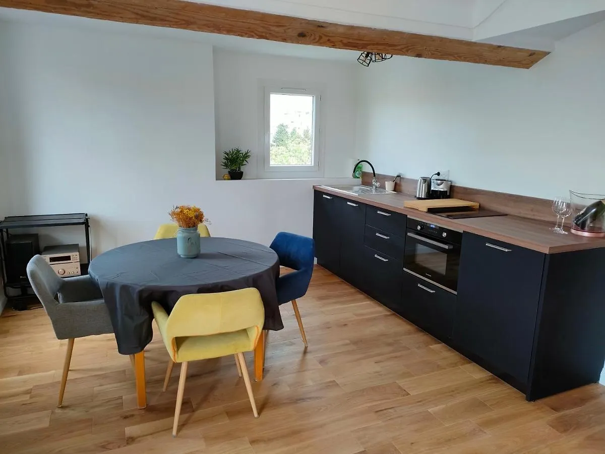 Apartmán 3 Rooms, 2 Bathrooms, In A Villa. Lightfull, Quiet And Charm Cannes
