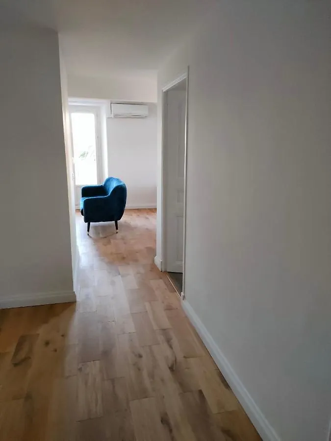 Apartmán 3 Rooms, 2 Bathrooms, In A Villa. Lightfull, Quiet And Charm Cannes